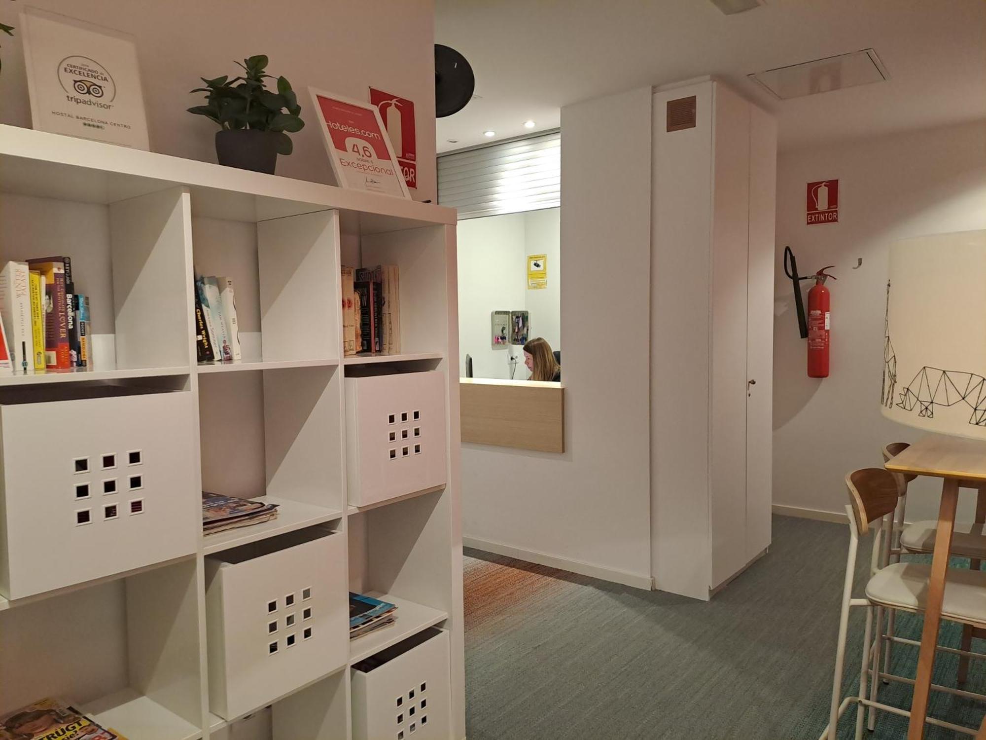 Hostal Barcelona Centro ภายนอก รูปภาพ