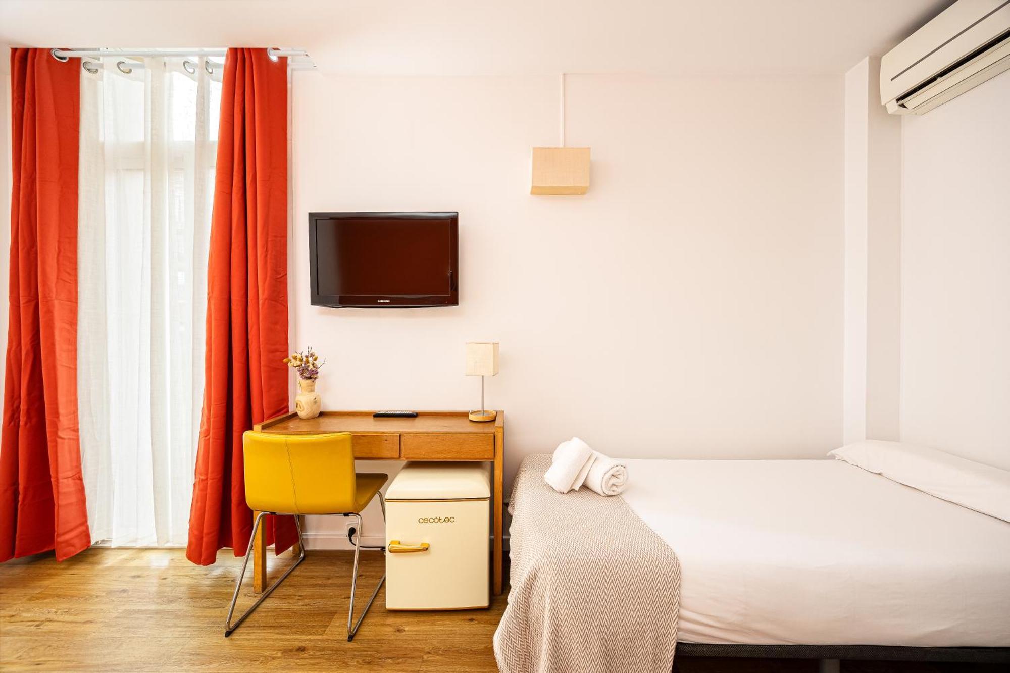 Hostal Barcelona Centro ภายนอก รูปภาพ